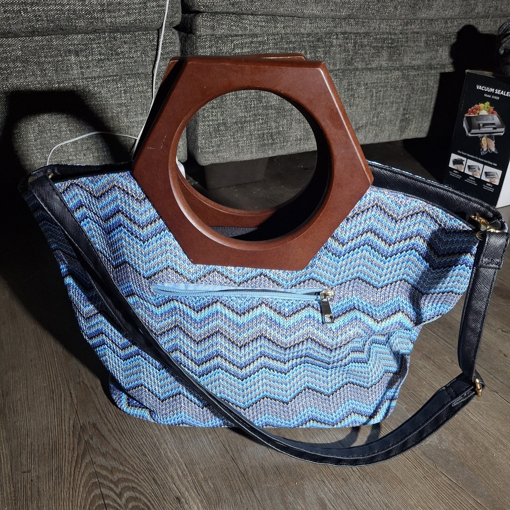 Chic Blue Chevron Tote with Wooden Handle